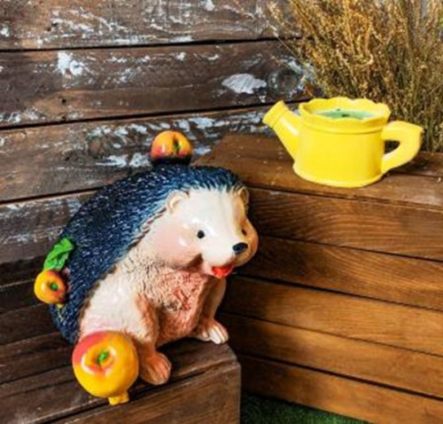 Фигура из гипса "Ёж с тремя яблоками" 20см